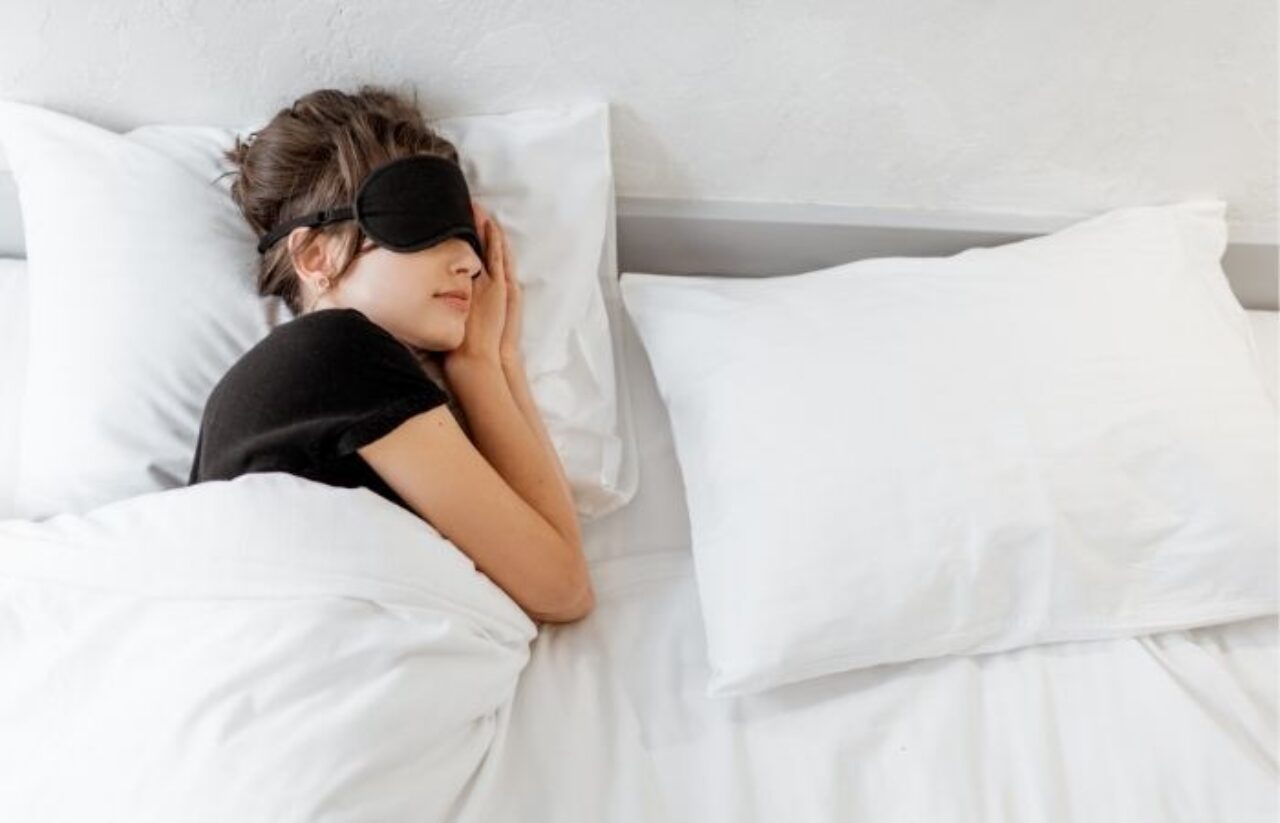 Should You Sleep in Pyjamas? 5 Reasons Why the Answer Is a Resounding –  Bhumi Organic Cotton (AU)